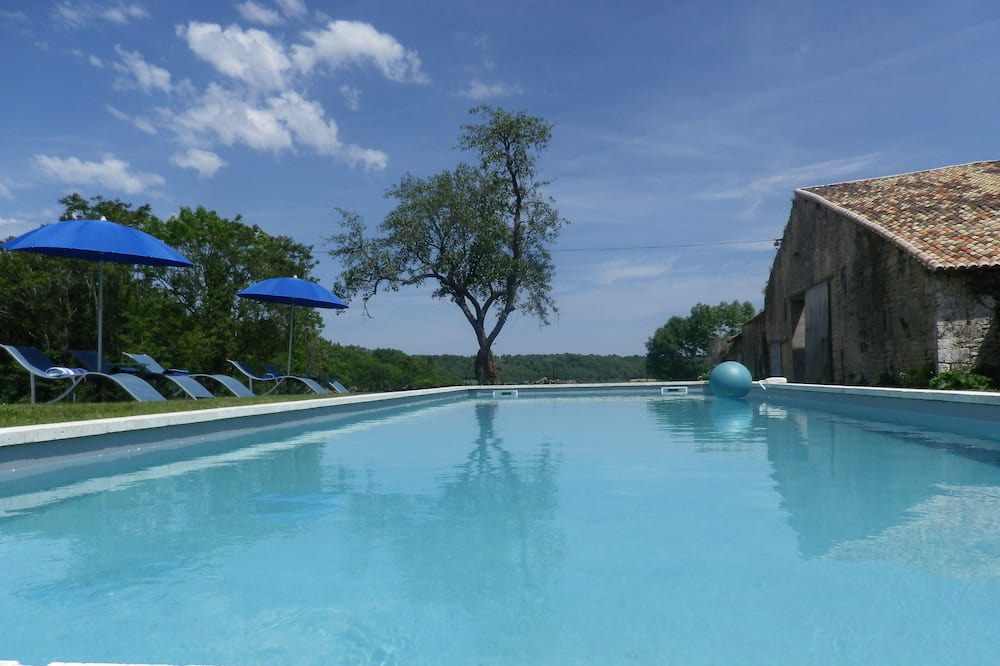 Photo of Outdoor in Sers