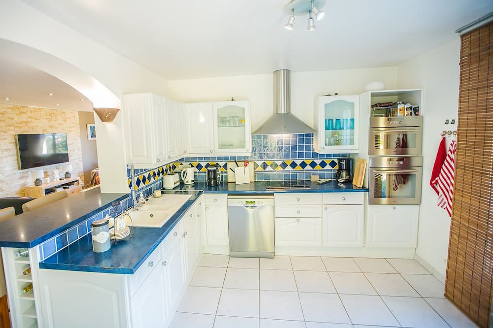 Photo of Kitchen in Cavalaire-sur-Mer