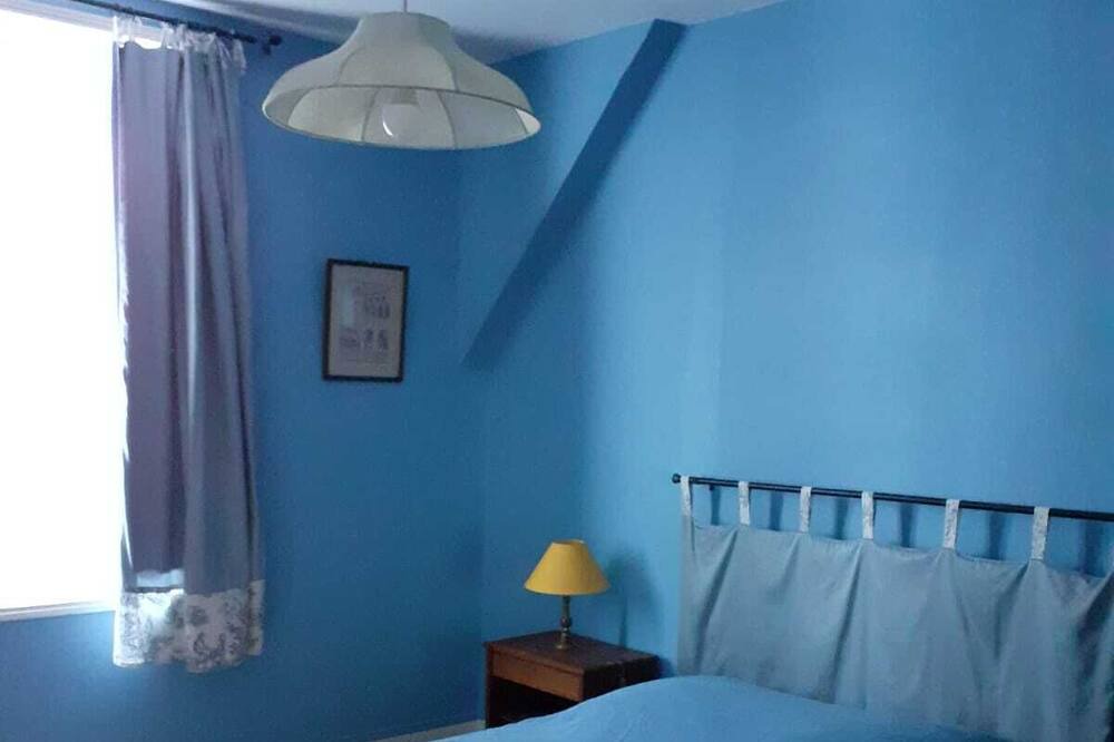 Photo of Bedroom in Eyliac
