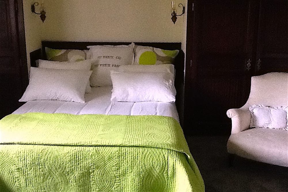 Photo of Bedroom in Arbonne