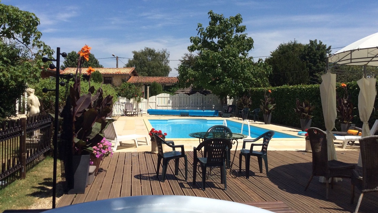 Photo of Outdoor in Savigne