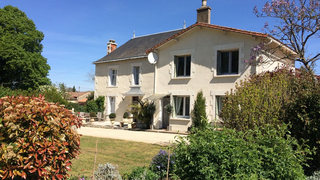 Photo of Outdoor in Savigne