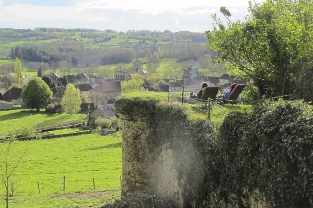 Photo of Outdoor in Vicq-sur-Breuilh