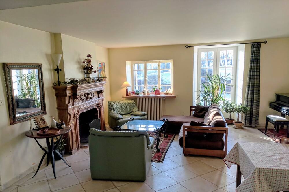 Photo of Livingroom in Molieres