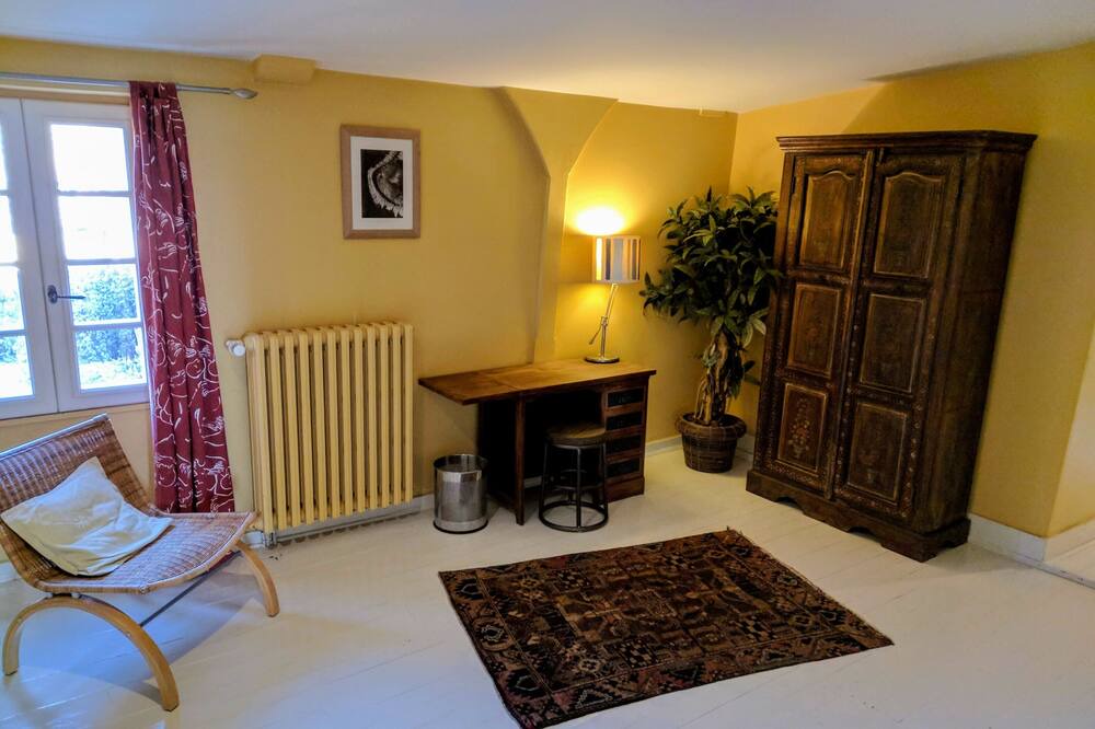 Photo of Livingroom in Molieres