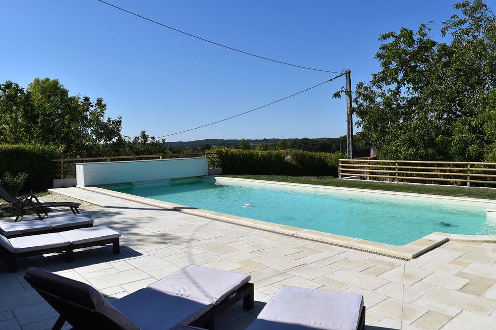 Photo of Outdoor in Montignac-le-Coq