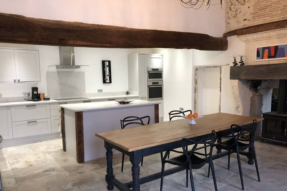 Photo of Kitchen in Montignac-le-Coq