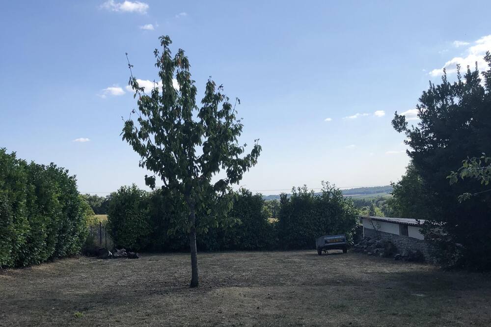 Photo of Outdoor in Montignac-le-Coq