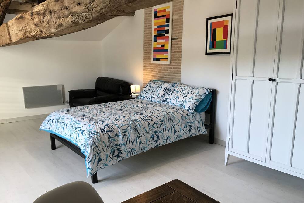 Photo of Bedroom in Montignac-le-Coq