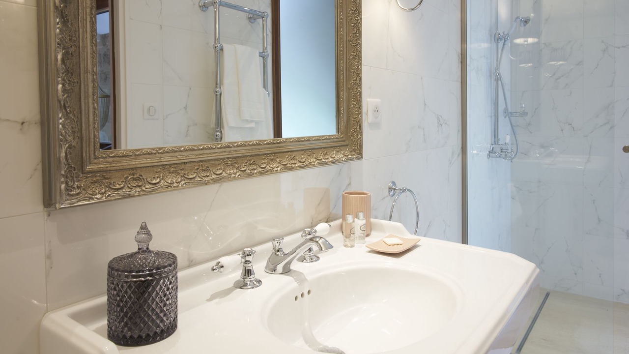 Photo of Bathroom in Leognan