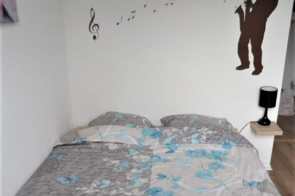 Photo of Bedroom in Cenon