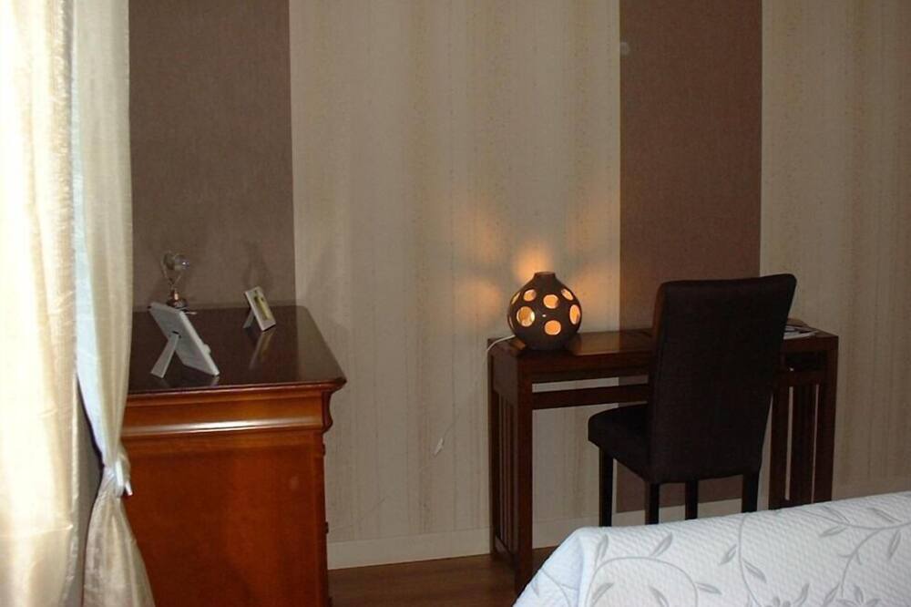 Photo of Bedroom in Chauvigny
