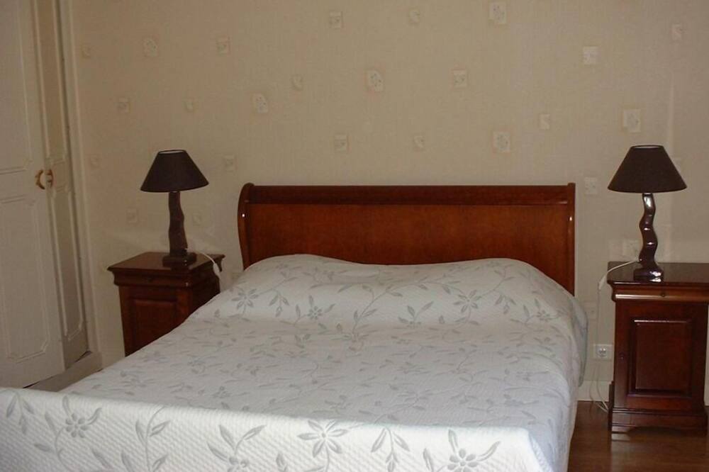 Photo of Bedroom in Chauvigny