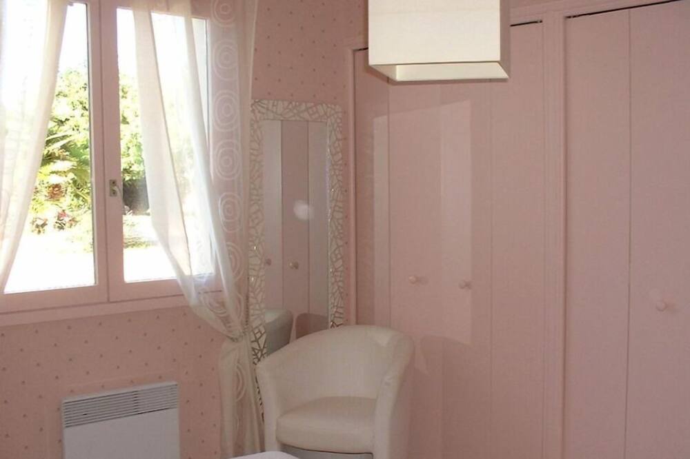 Photo of Bedroom in Chauvigny