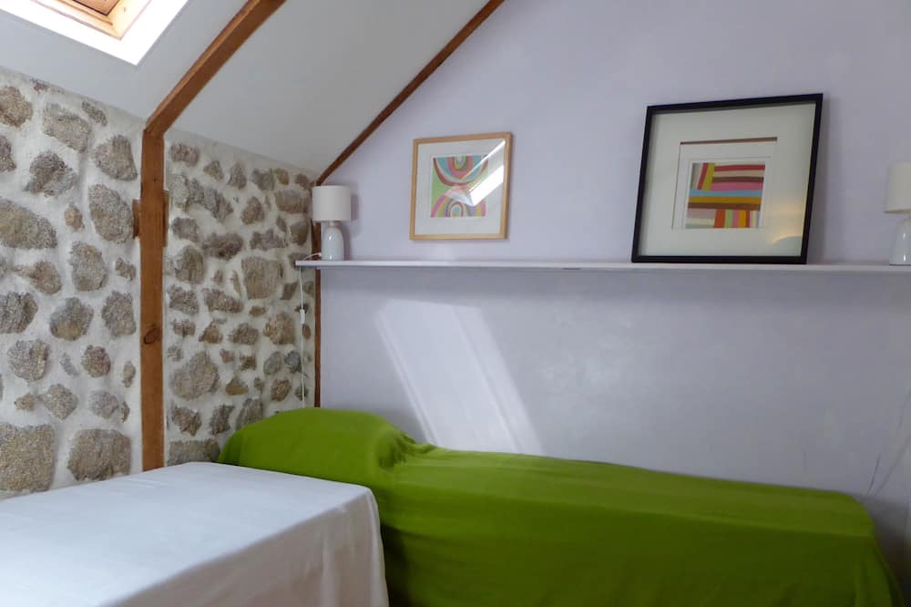Photo of Bedroom in Saint-Julien-pres-Bort