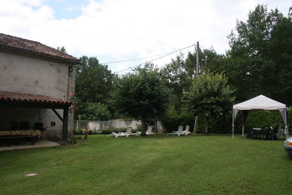 Photo of Outdoor in Le Change