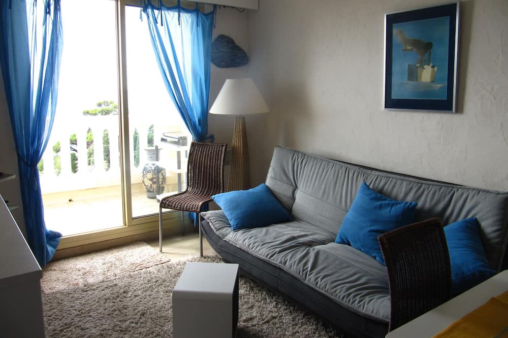 Photo of Livingroom in La Croix des Gardes
