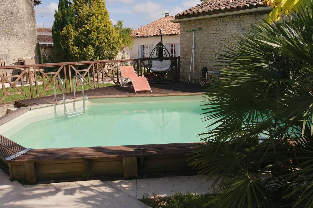 Photo of Outdoor in Montils