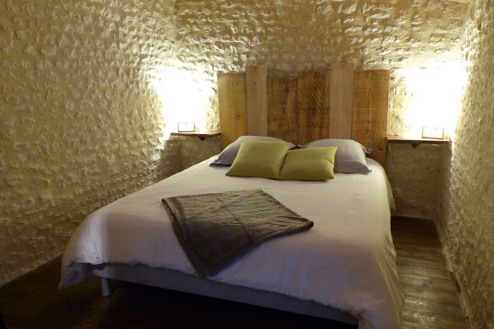 Photo of Bedroom in Montils