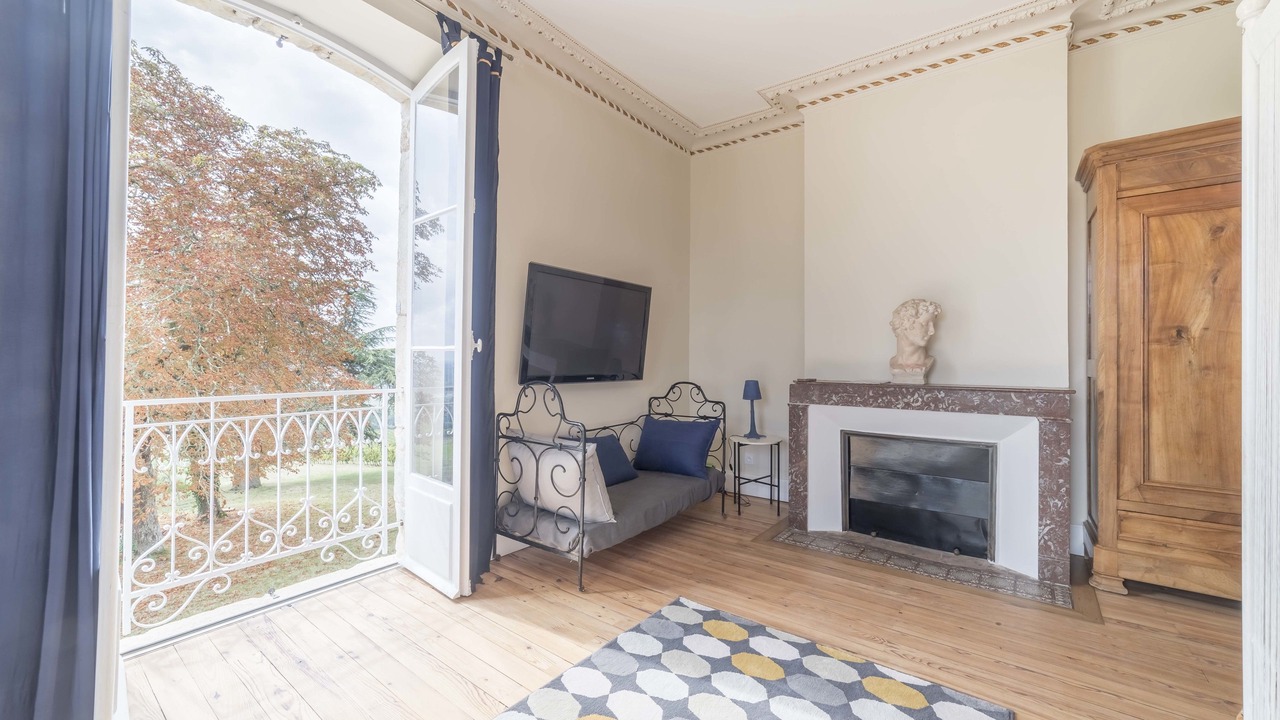 Photo of Bedroom in Rions
