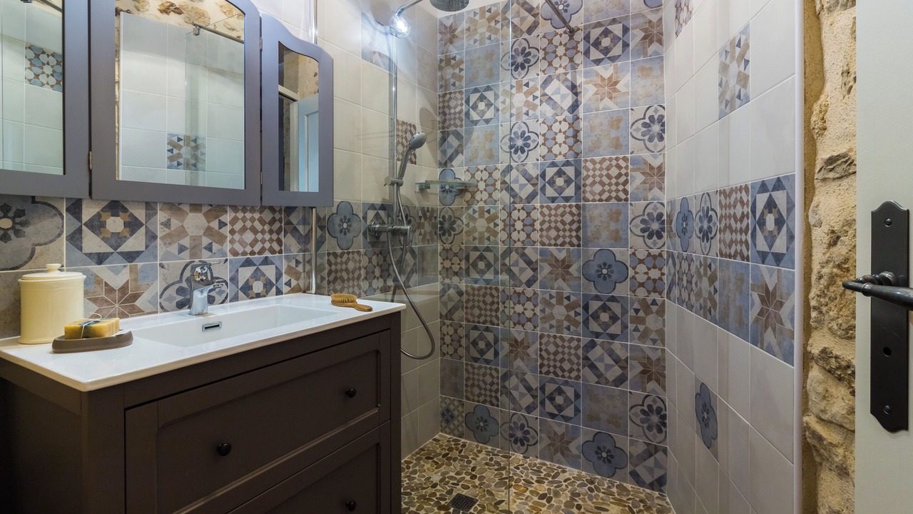 Photo of Bathroom in Rions