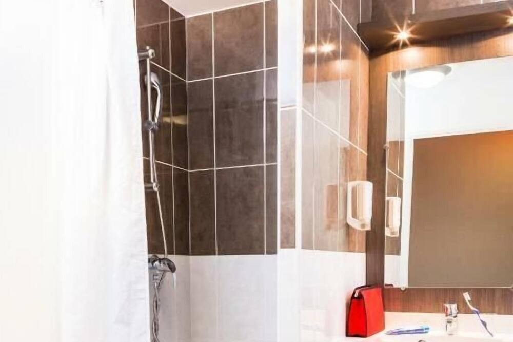 Photo of Bathroom in Poitiers