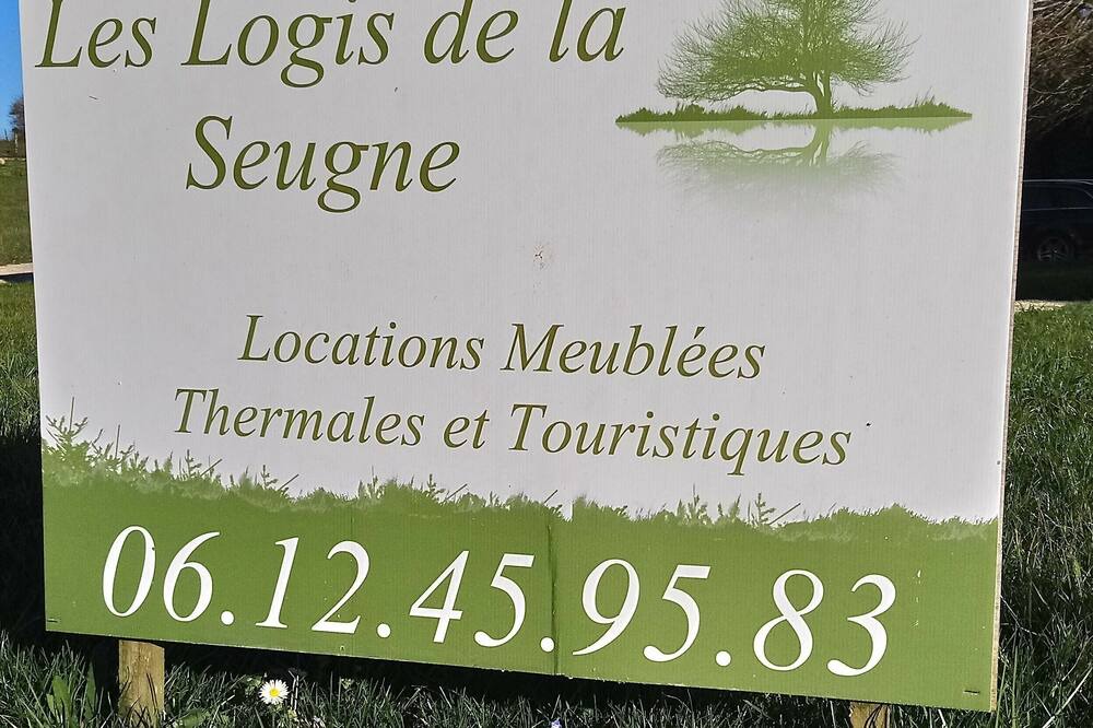 Photo of Outdoor in Saint-Germain-de-Lusignan