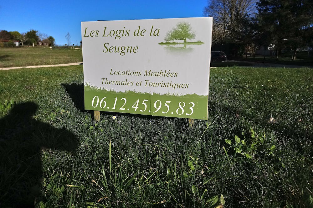 Photo of Outdoor in Saint-Germain-de-Lusignan