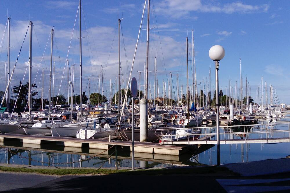 Photo of Outdoor in Mortagne-sur-Gironde