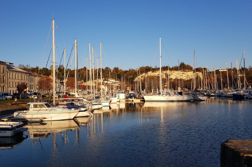 Photo of Outdoor in Mortagne-sur-Gironde