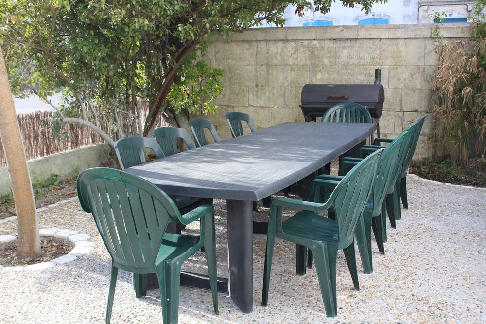 Photo of Patio Balcony in Mortagne-sur-Gironde