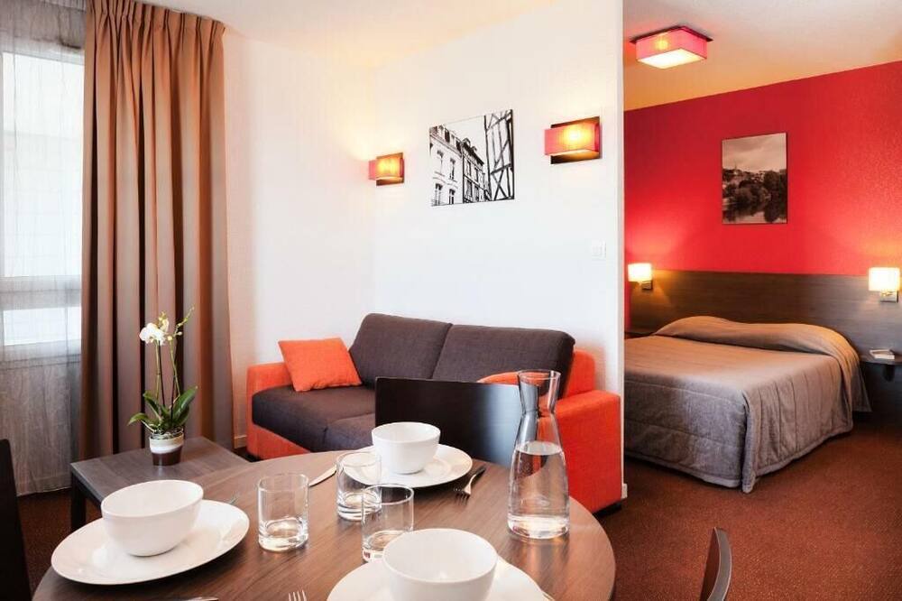 Photo of Bedroom in Poitiers