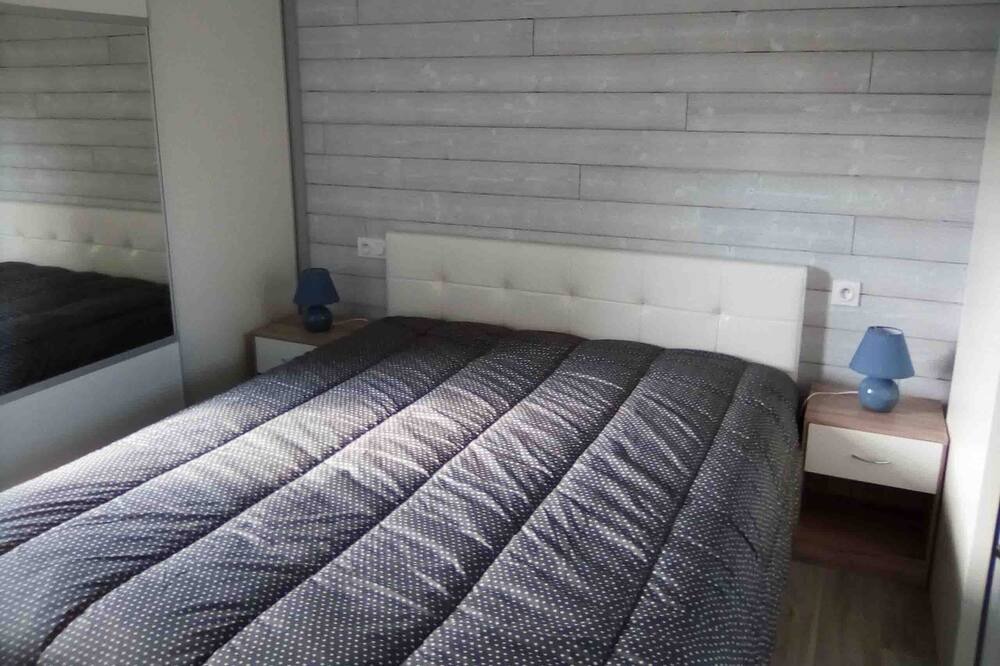 Photo of Bedroom in Saint-Germain-de-Lusignan