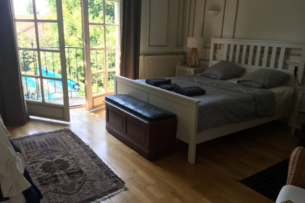 Photo of Bedroom in Billere