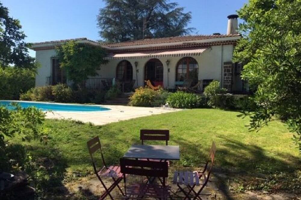Photo of Outdoor in Billere