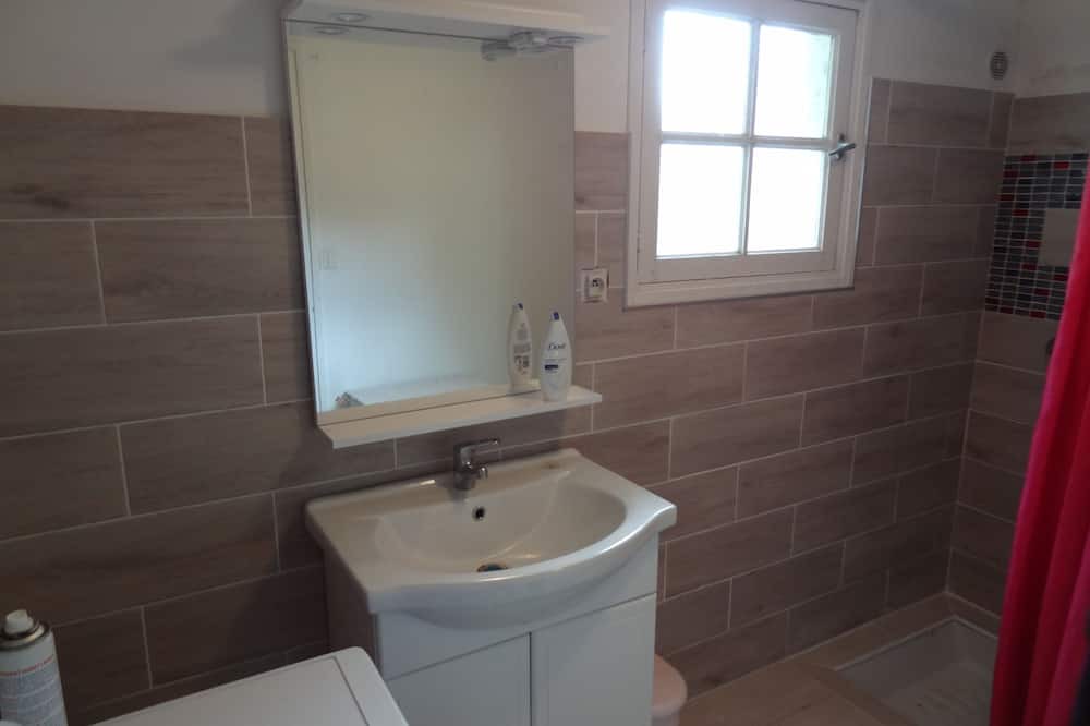 Photo of Bathroom in Saint-Geours-de-Maremne