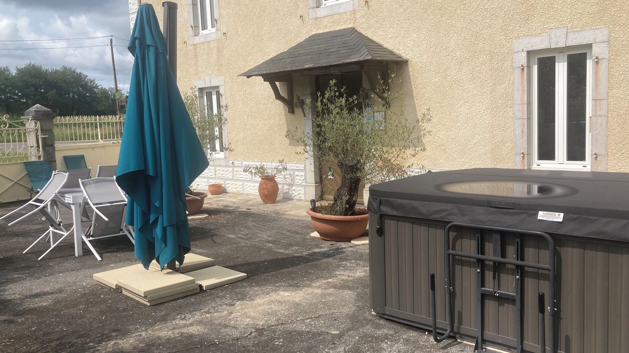 Photo of Patio Balcony in Ledeuix