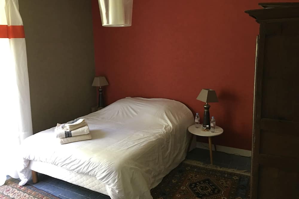 Photo of Bedroom in Saint-Martin-de-Seignanx