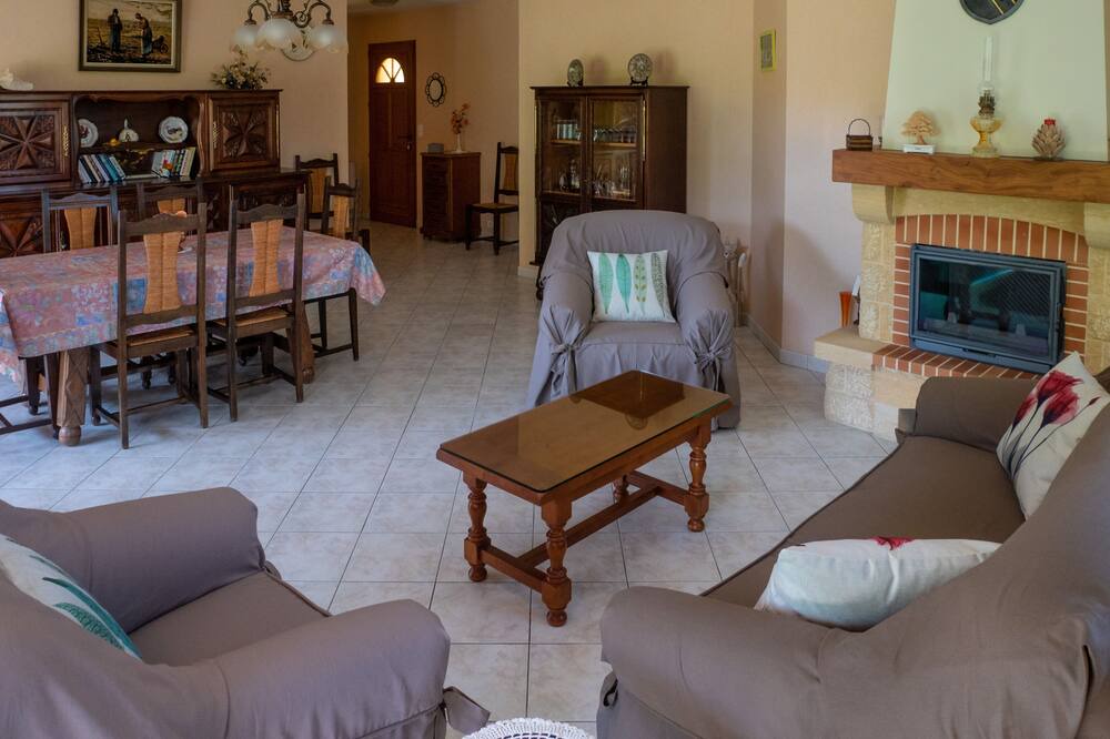 Photo of Livingroom in Serignac-sur-Garonne