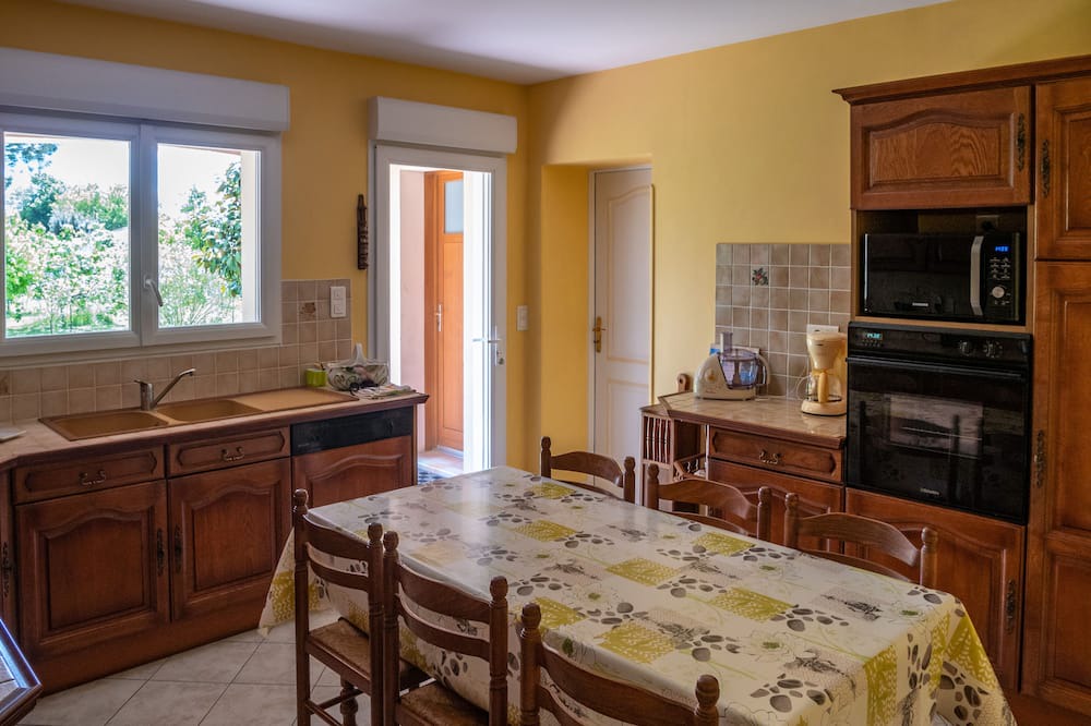 Photo of Kitchen in Serignac-sur-Garonne