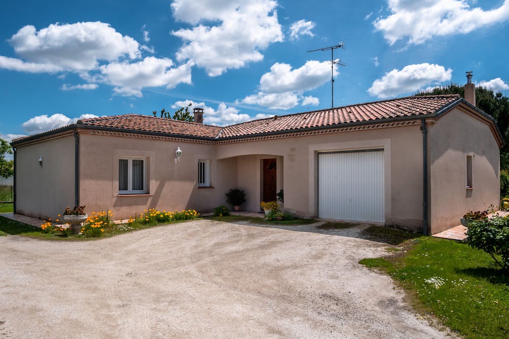 Photo of Outdoor in Serignac-sur-Garonne