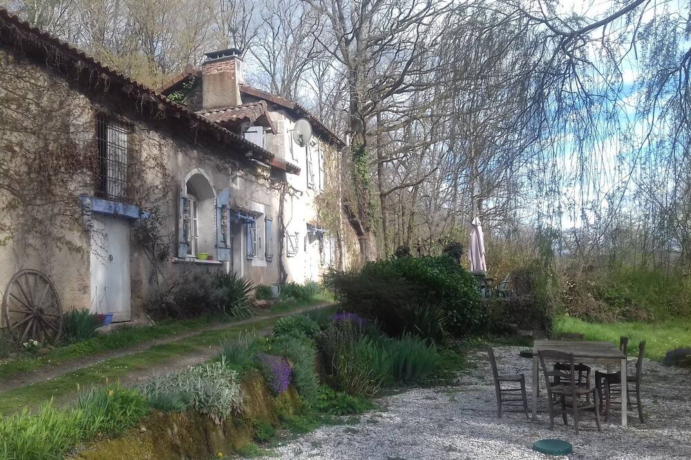 Photo of Outdoor in Chassenon