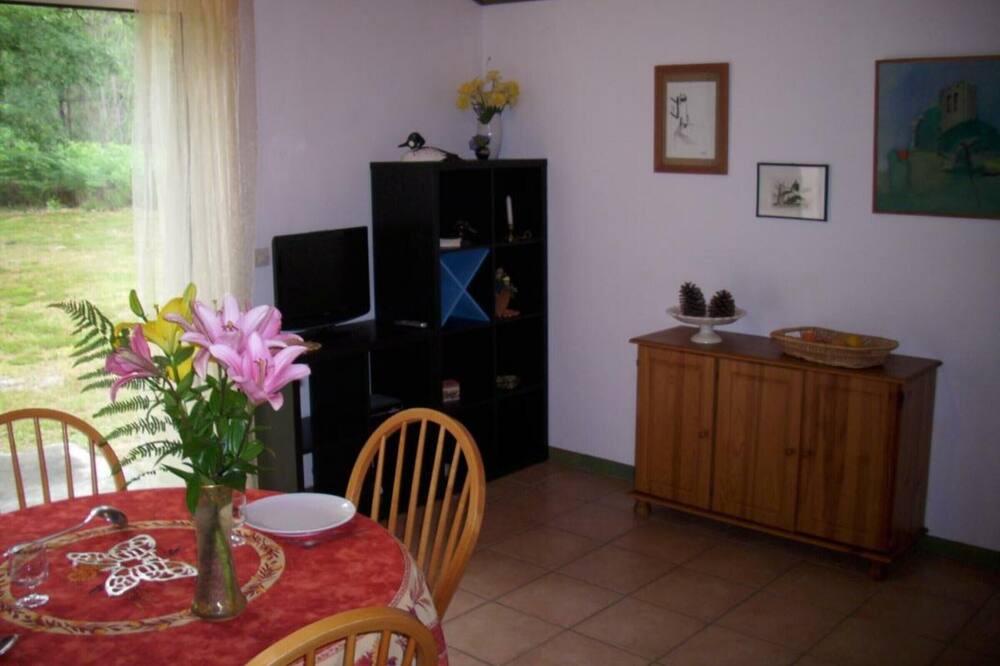 Photo of Livingroom in Argelouse