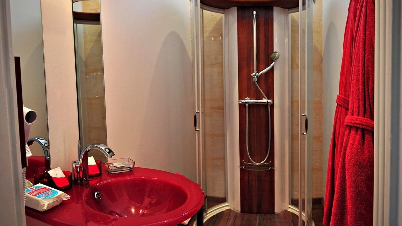 Photo of Bathroom in Fronsac