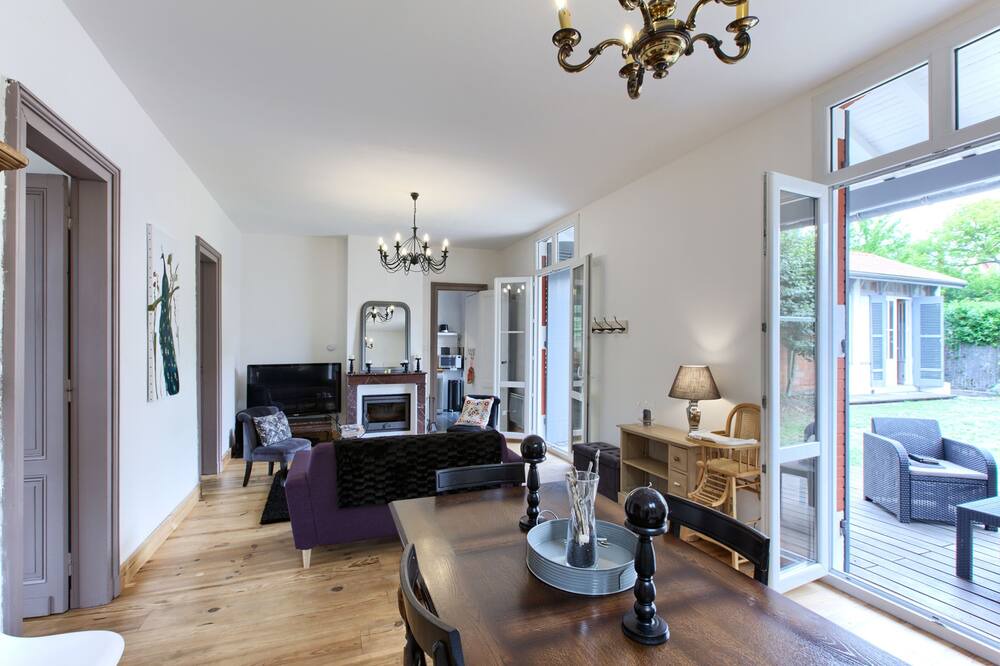 Photo of Livingroom in Arcachon