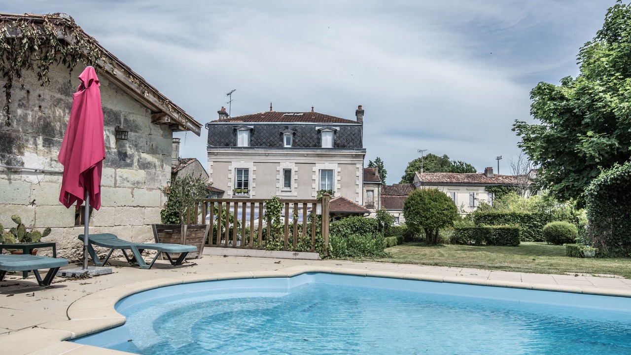 Photo of Outdoor in La Roche-Chalais