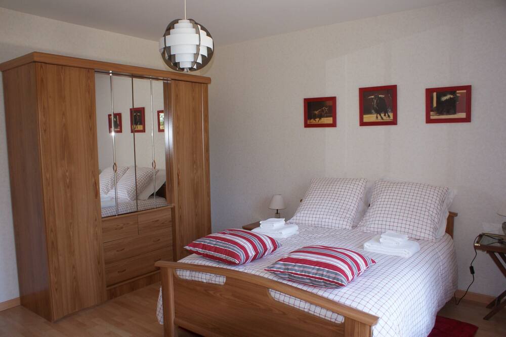 Photo of Bedroom in Castillon - Pujols Intercommunalite