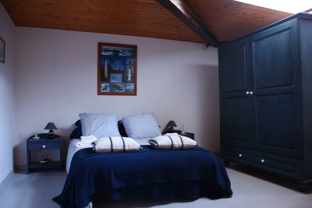 Photo of Bedroom in Castillon - Pujols Intercommunalite