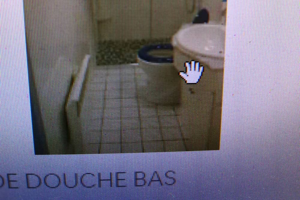 Photo of Bathroom in Alcay-Alcabehety-Sunharette