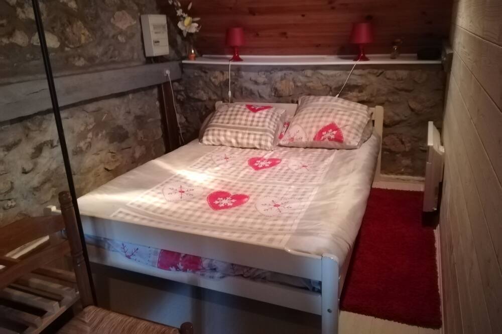 Photo of Bedroom in Alcay-Alcabehety-Sunharette